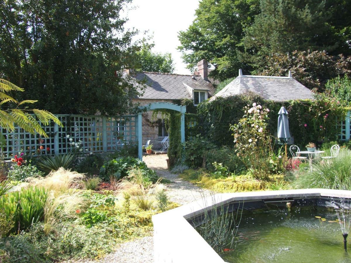 Juvigny-Val-d'Andaine Le Glycine A Manoir Sainte Cecile 아파트 외부 사진